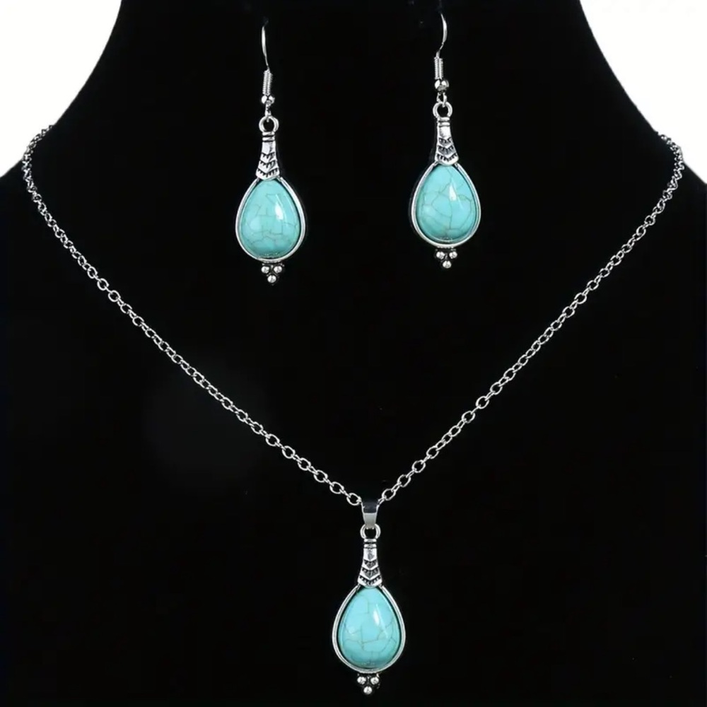 New Silver Vintage Design Turquoise Waterdrop Earrings & Necklace set